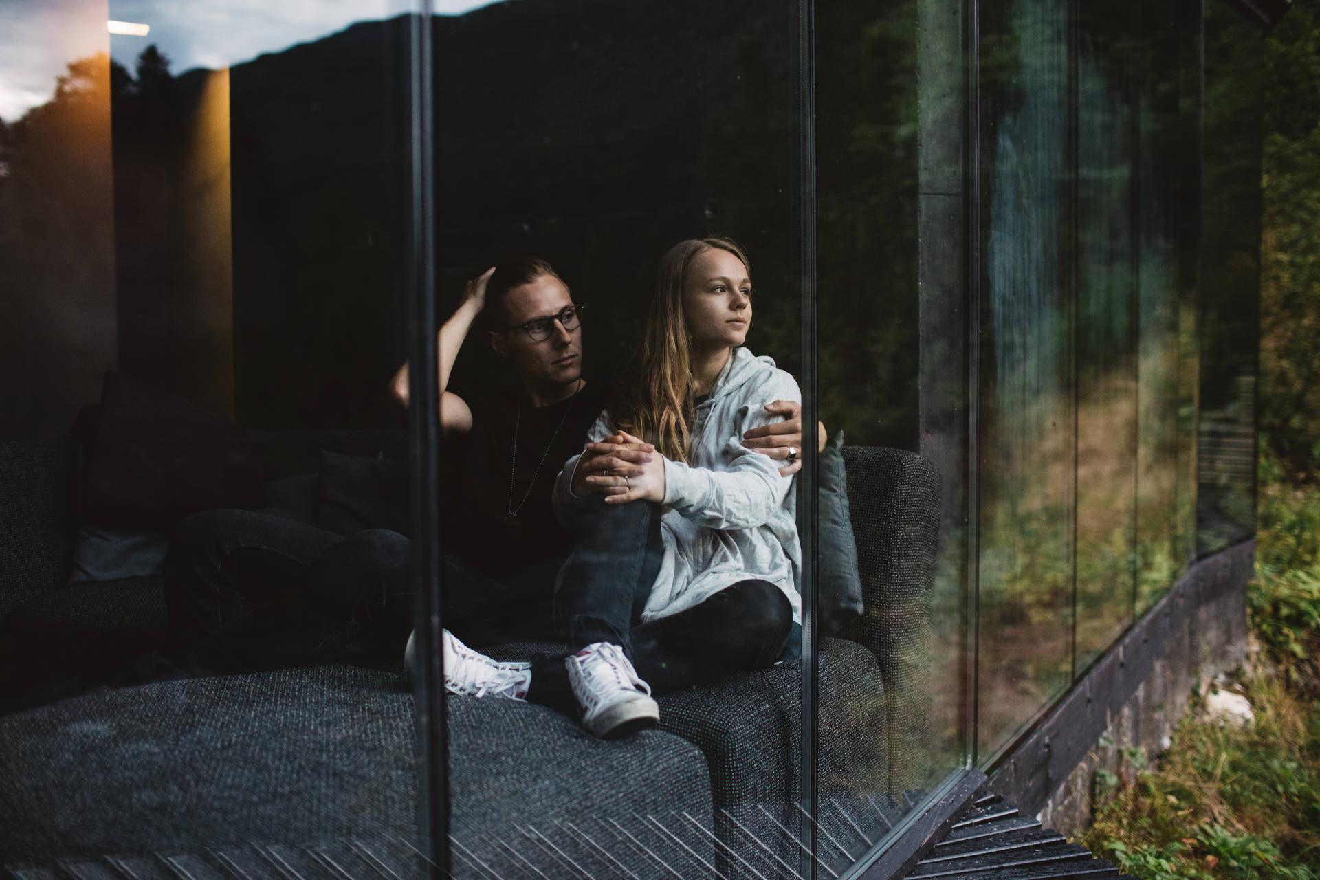 Wall Tapestries: Add Charm to Bare Walls With Hangings