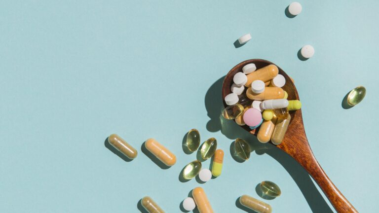 Suplementy XXI wieku: które naprawdę działają – poradnik